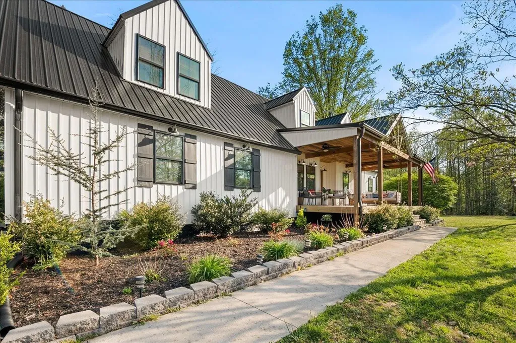 7613 Cumberland Falls Highway Corbin KY 40701