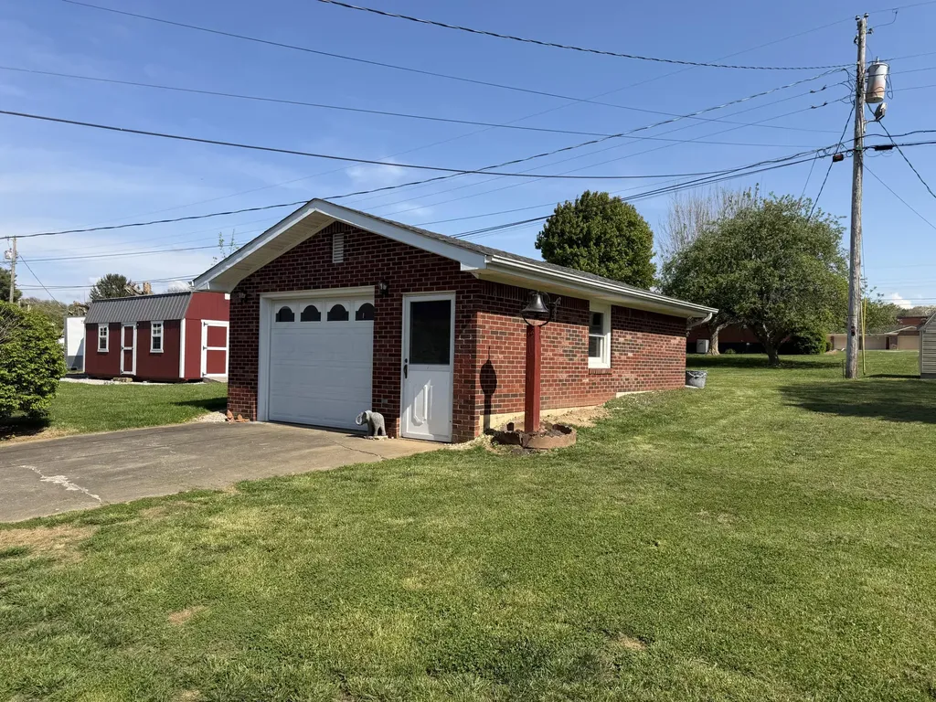 120 Jerri Lane Mt Vernon KY 40456