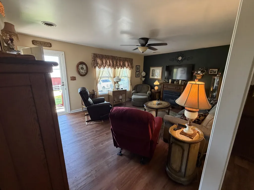 120 Jerri Lane Mt Vernon KY 40456