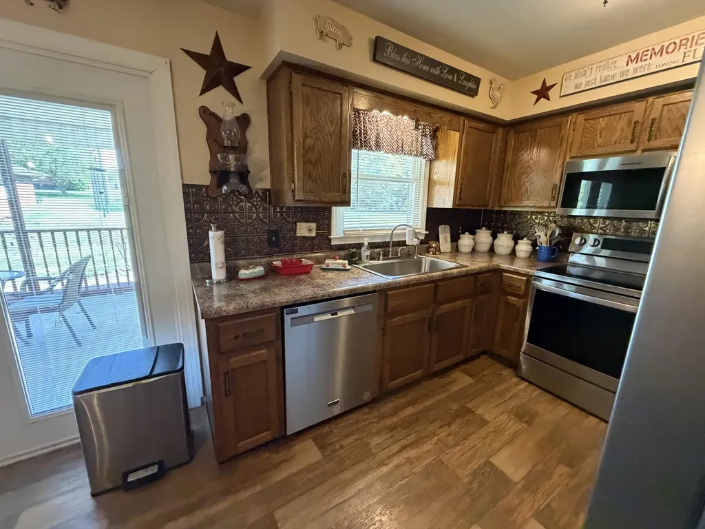 120 Jerri Lane Mt Vernon KY 40456