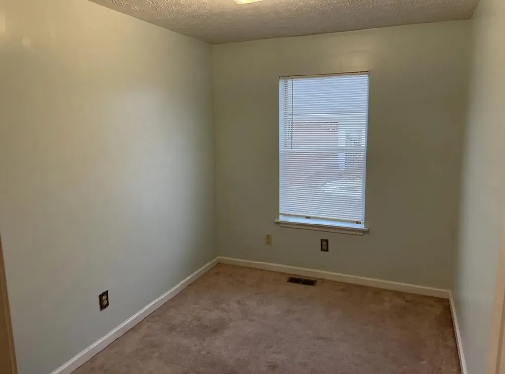 19 3rd Street Winchester KY 40391