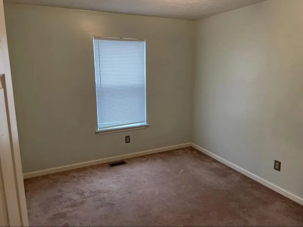 19 3rd Street Winchester KY 40391