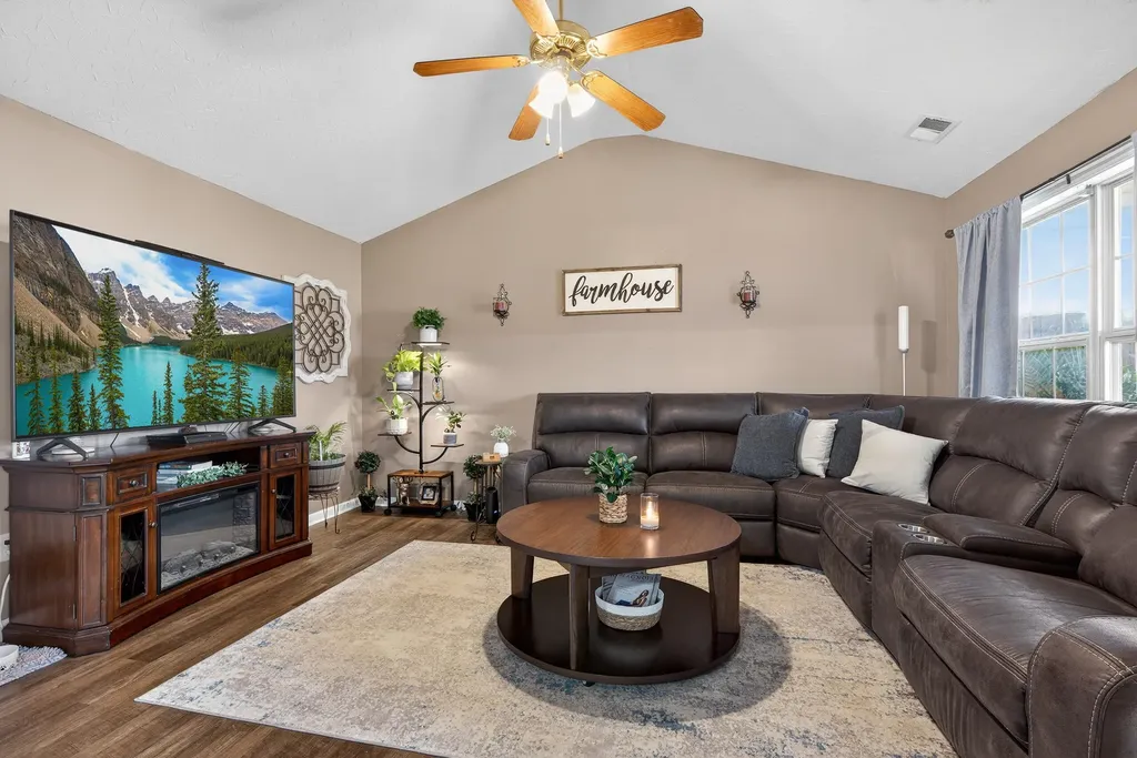 405 Village Parkway Nicholasville KY 40356