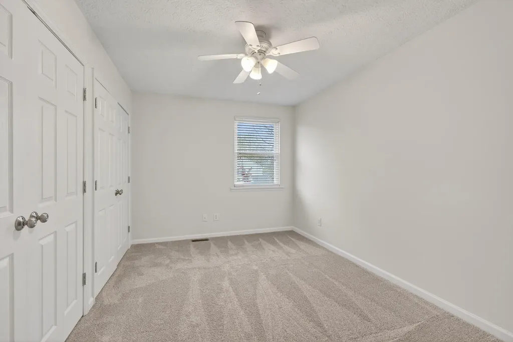 4312 Penshurst Square Lexington KY 40514
