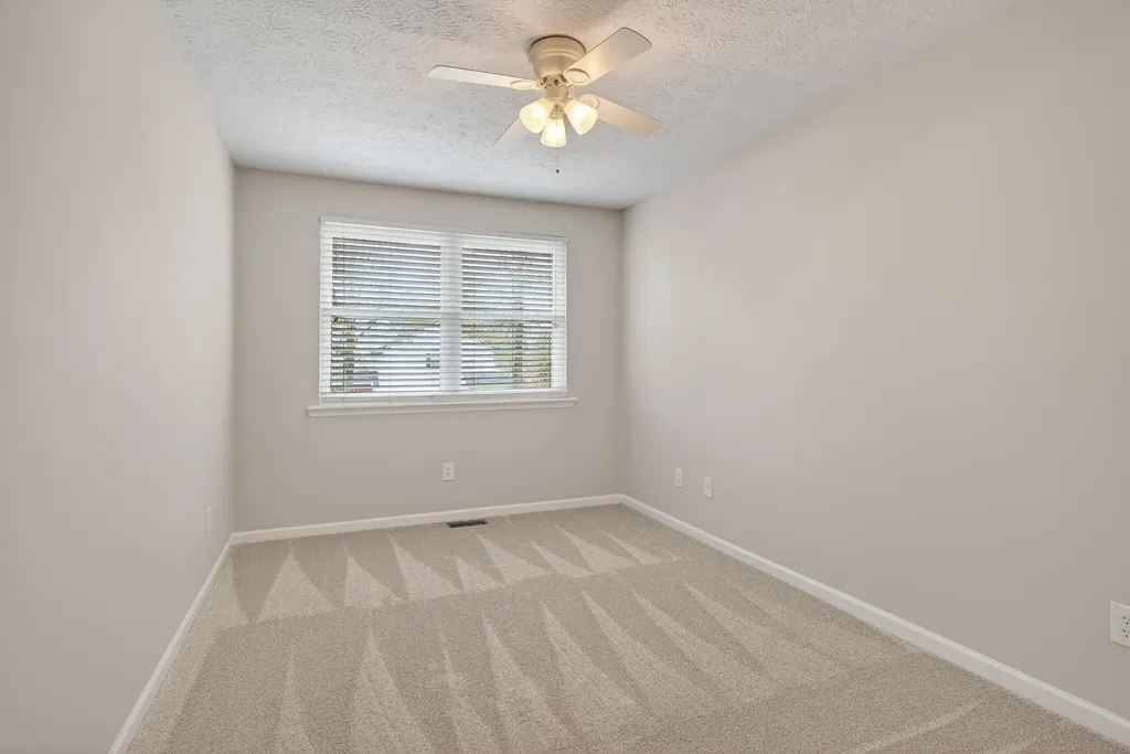 4312 Penshurst Square Lexington KY 40514