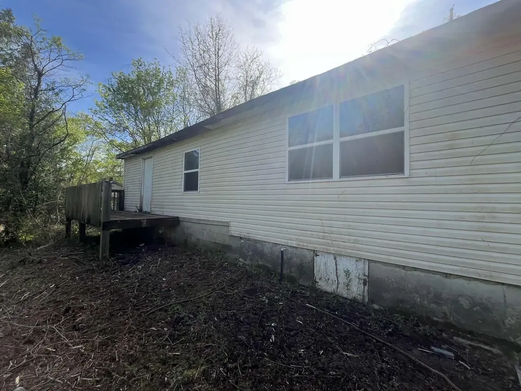109 Ann Street Pineville KY 40977