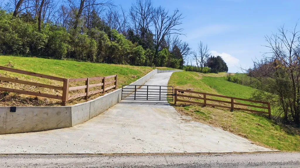 700 Maple Grove Road Richmond KY 40475