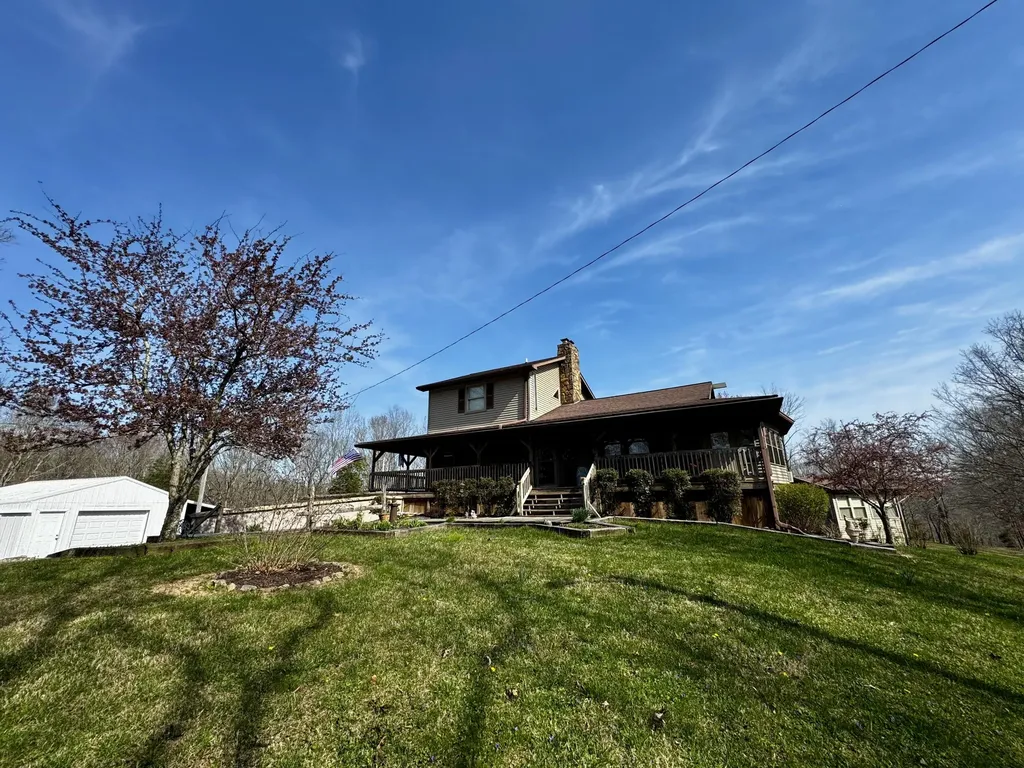 400 D Wilson Road Knifley KY 42753