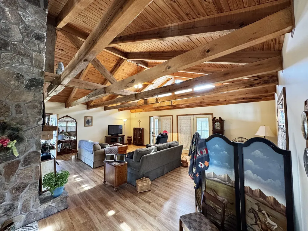 400 D Wilson Road Knifley KY 42753