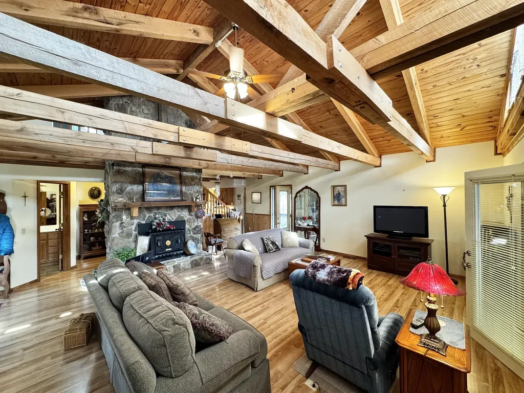 400 D Wilson Road Knifley KY 42753