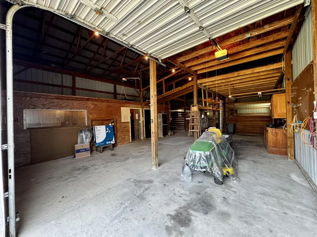 400 D Wilson Road Knifley KY 42753