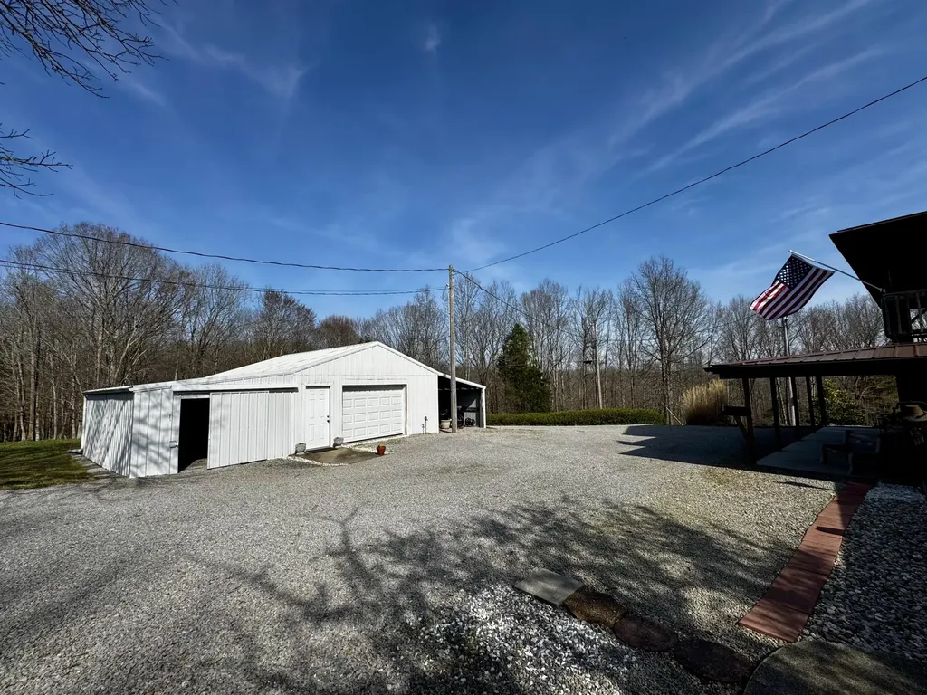 400 D Wilson Road Knifley KY 42753