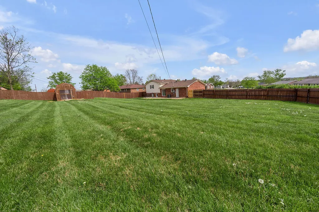 201 Ruth Drive Richmond KY 40475