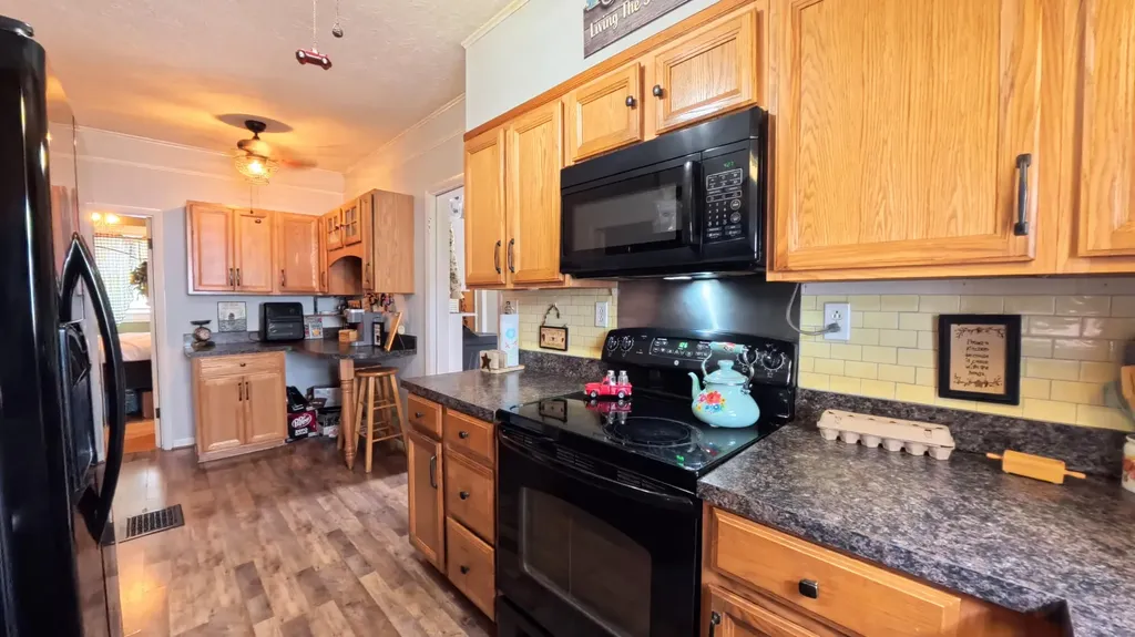413 Elm Street Ravenna KY 40472