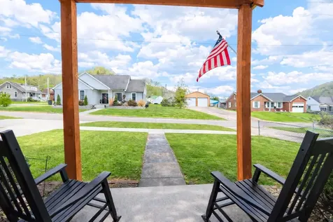 413 Elm Street Ravenna KY 40472