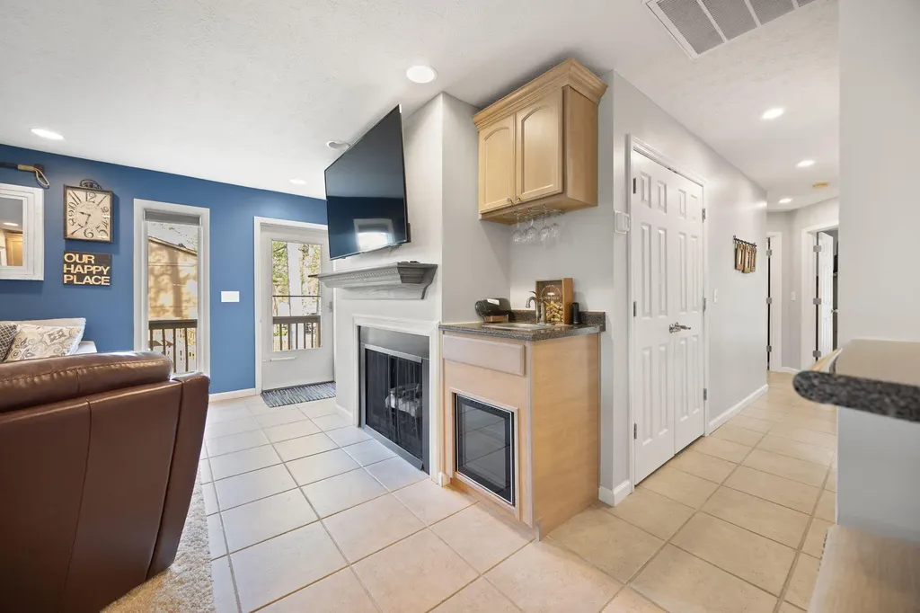 49-3 Woodson Bend Resort Bronston KY 42518