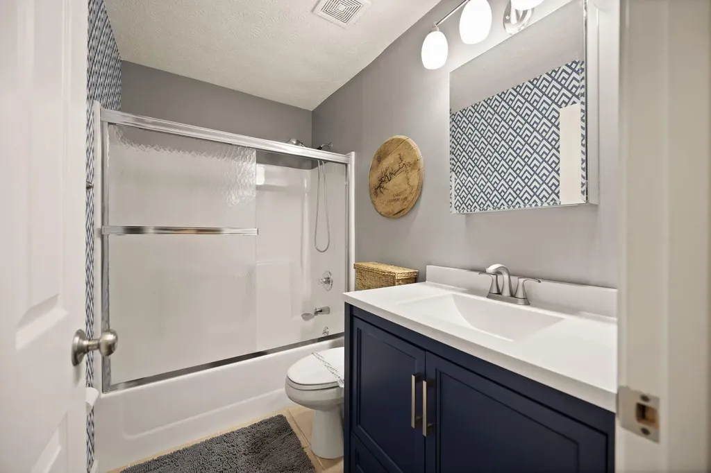 49-3 Woodson Bend Resort Bronston KY 42518