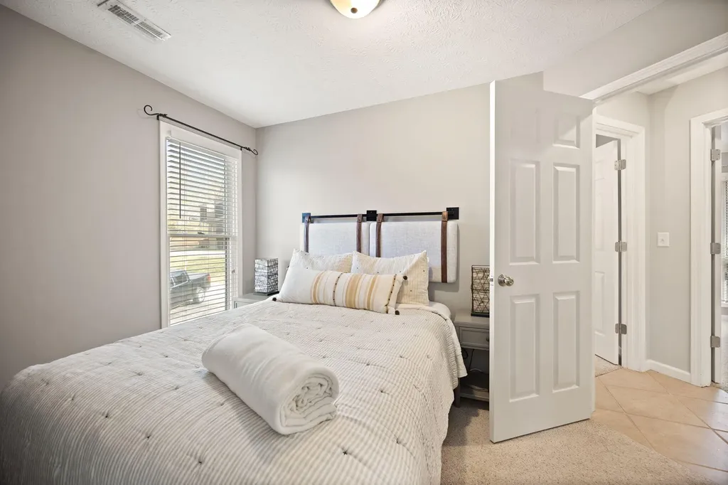 49-3 Woodson Bend Resort Bronston KY 42518