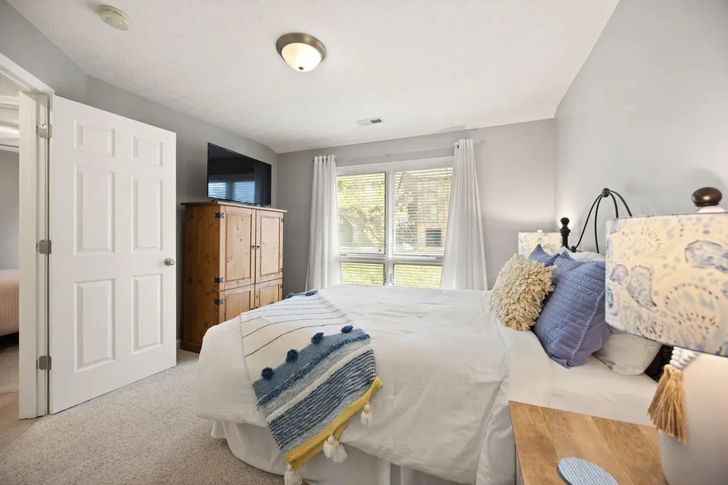 49-3 Woodson Bend Resort Bronston KY 42518