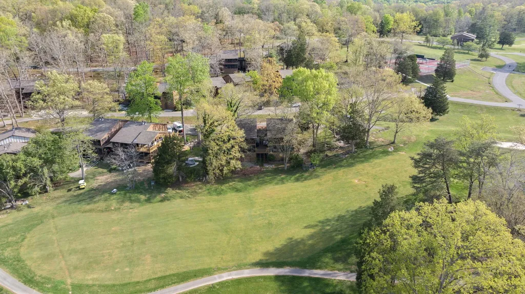 49-3 Woodson Bend Resort Bronston KY 42518