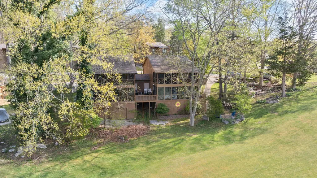 49-3 Woodson Bend Resort Bronston KY 42518