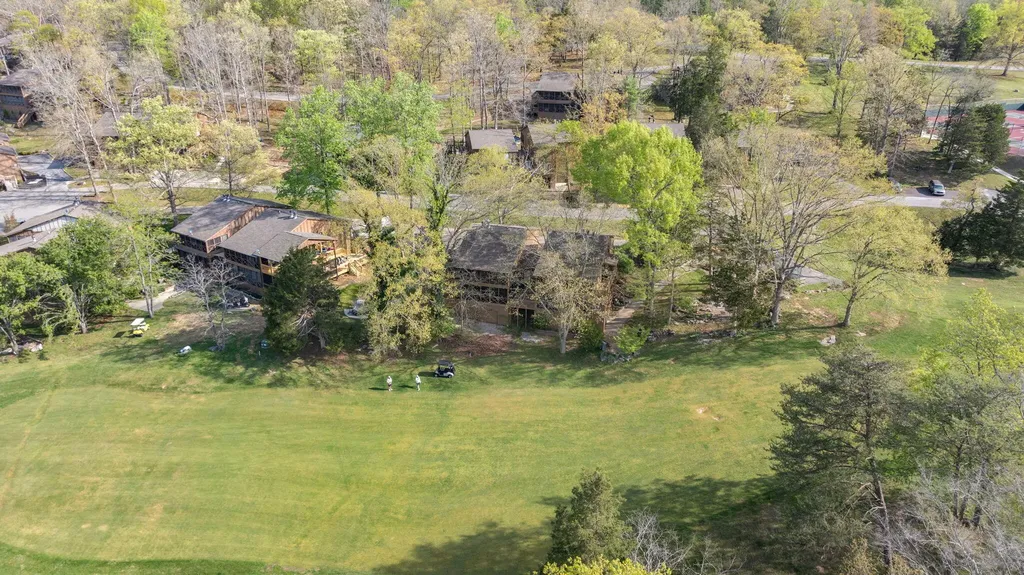 49-3 Woodson Bend Resort Bronston KY 42518