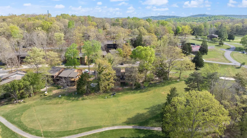 49-3 Woodson Bend Resort Bronston KY 42518