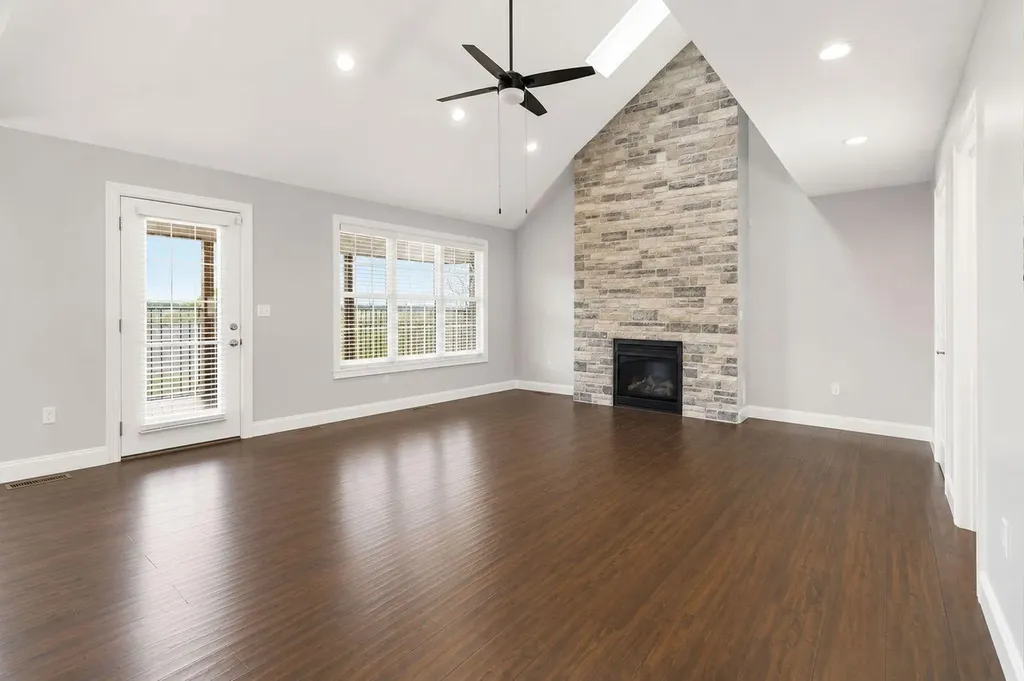 607 Shimmering Moon Drive Somerset KY 42503