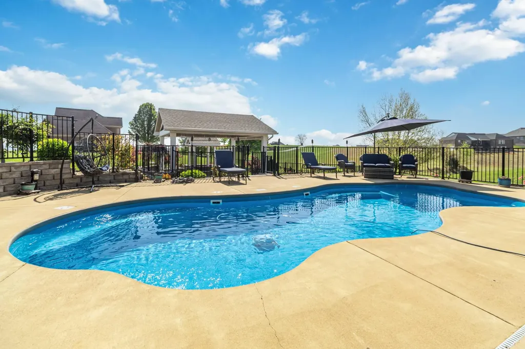 607 Shimmering Moon Drive Somerset KY 42503