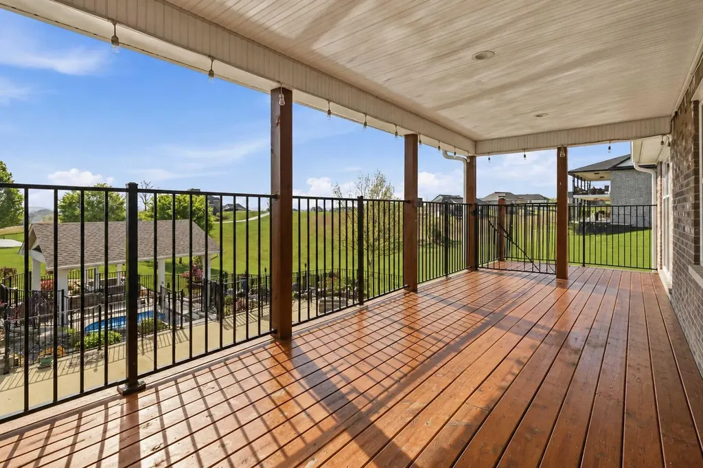 607 Shimmering Moon Drive Somerset KY 42503