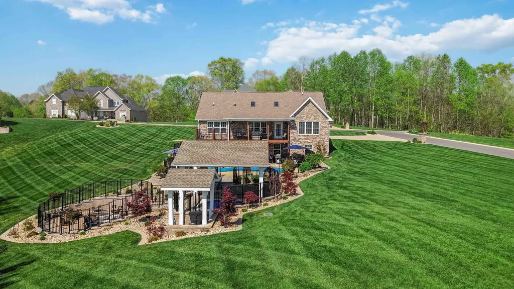 607 Shimmering Moon Drive Somerset KY 42503
