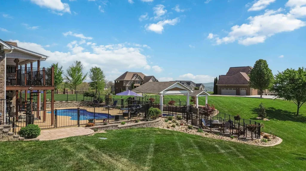 607 Shimmering Moon Drive Somerset KY 42503
