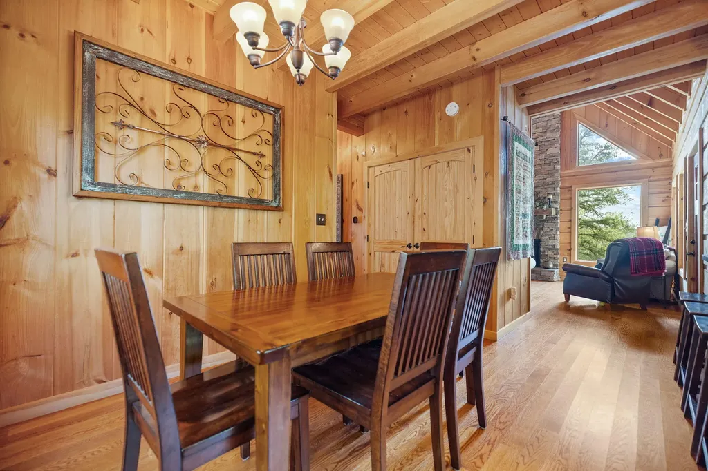 498 Lakeside Drive Zoe KY 41397
