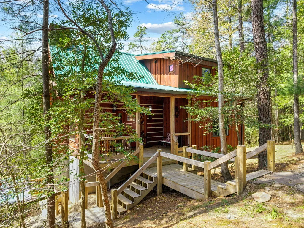 498 Lakeside Drive Zoe KY 41397