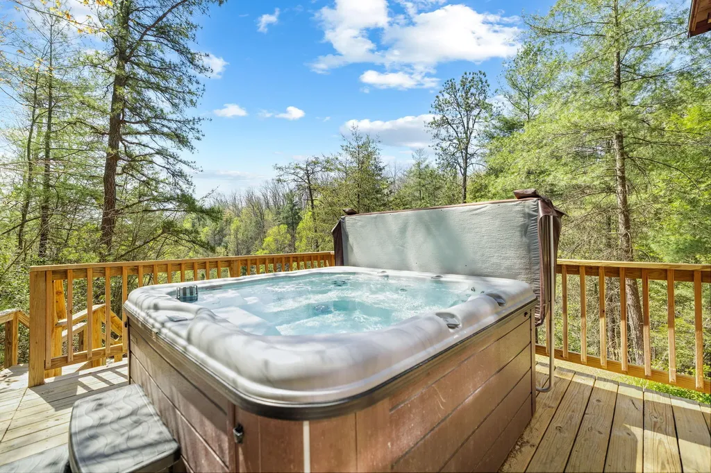 498 Lakeside Drive Zoe KY 41397