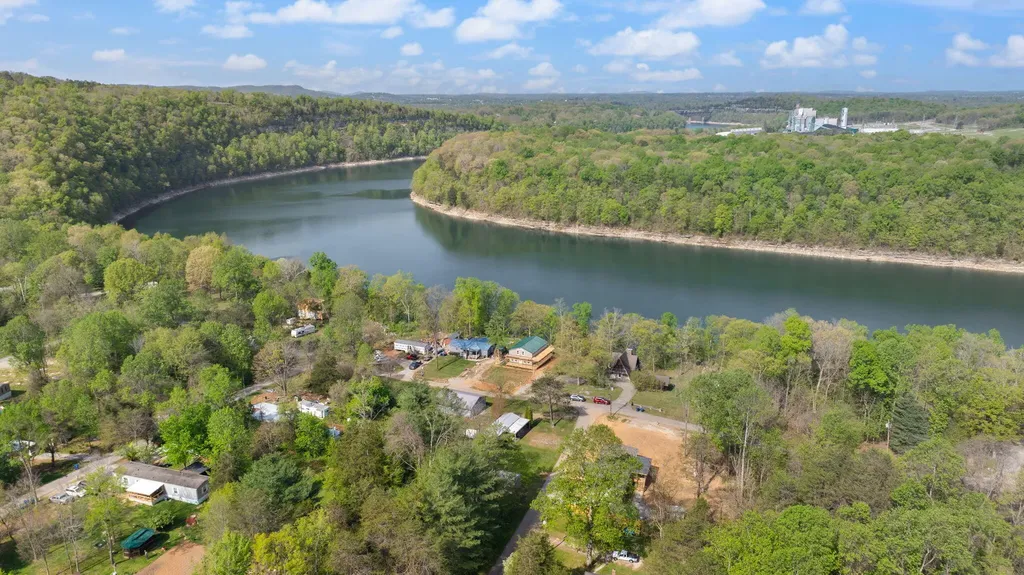 973 Stonegate Drive Burnside KY 42519