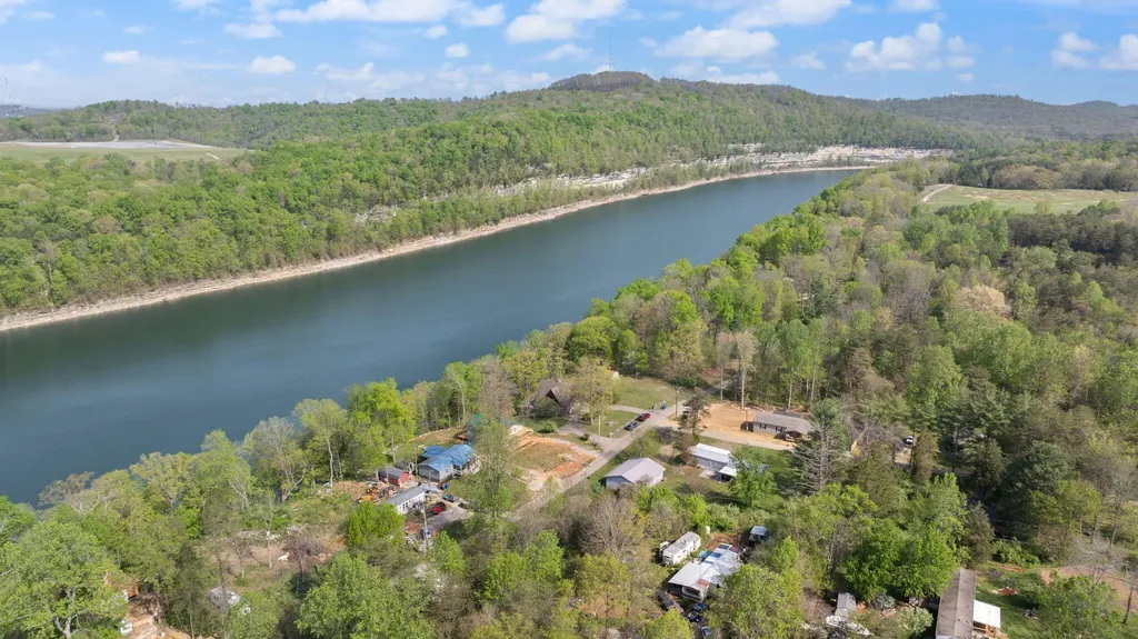 973 Stonegate Drive Burnside KY 42519