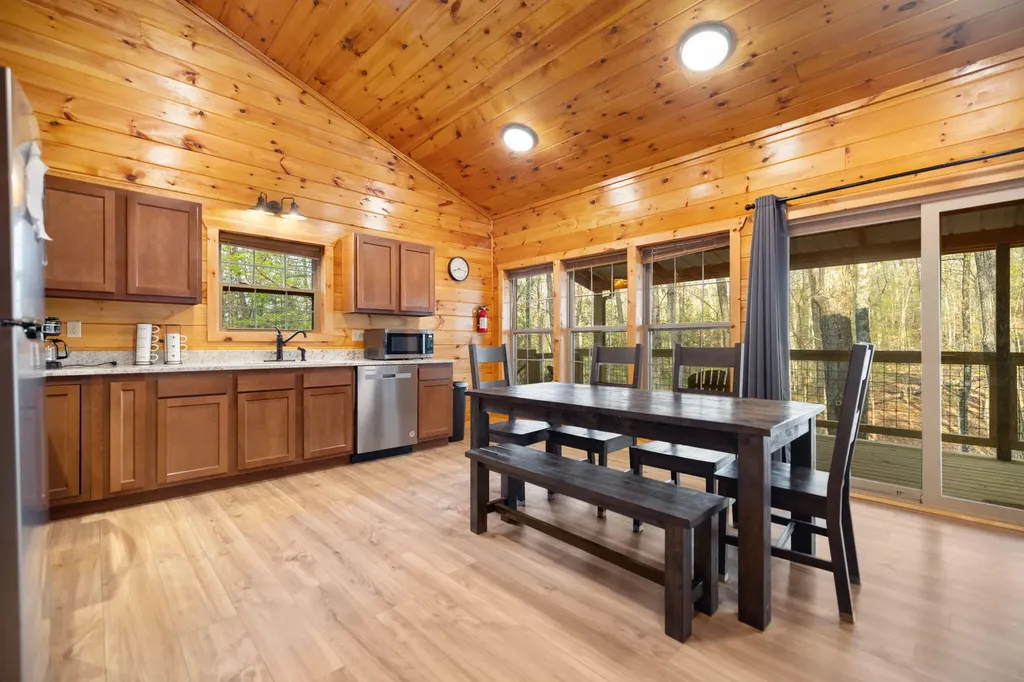 1134 Cliffview Road Campton KY 41301