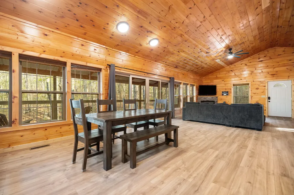 1134 Cliffview Road Campton KY 41301