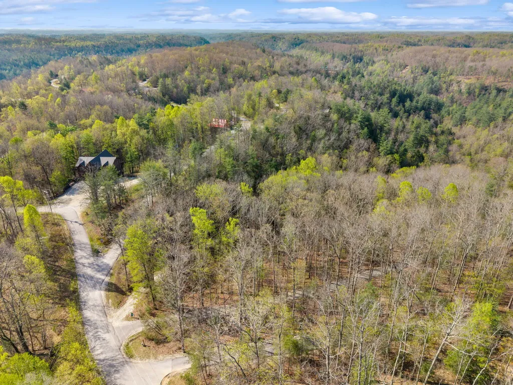 1134 Cliffview Road Campton KY 41301