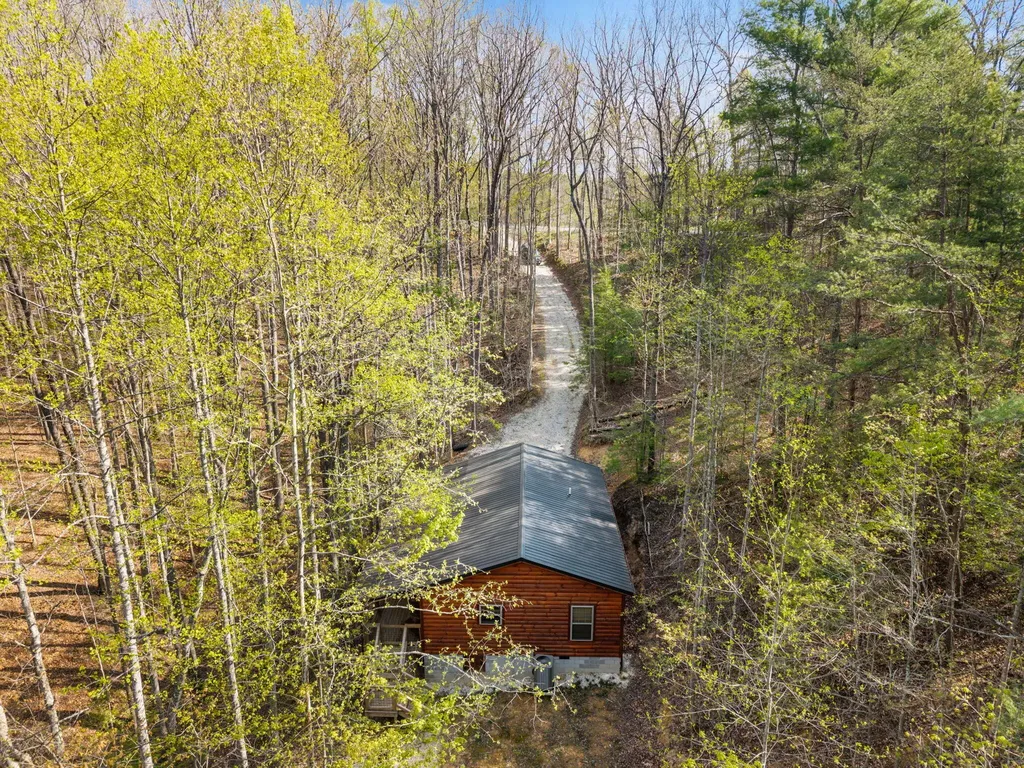 1134 Cliffview Road Campton KY 41301