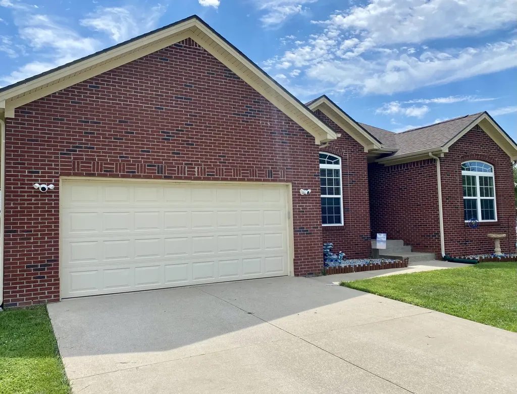 124 Combs Lane Wilmore KY 40390