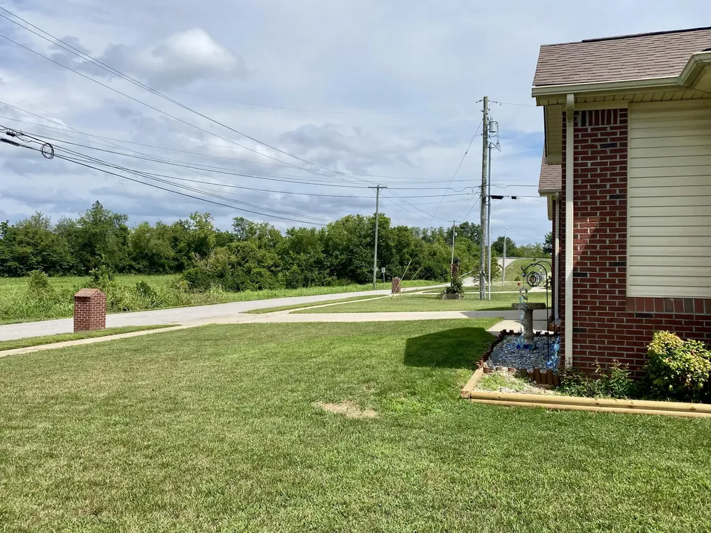 124 Combs Lane Wilmore KY 40390