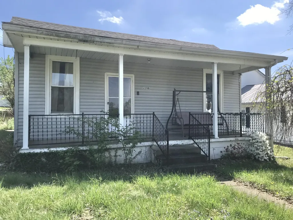 2208 Cedar Street Ashland KY 41101