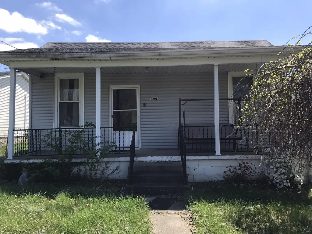 2208 Cedar Street Ashland KY 41101