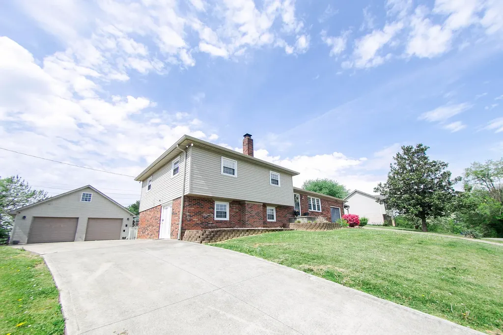 109 Rolling Hills Drive Somerset KY 42503