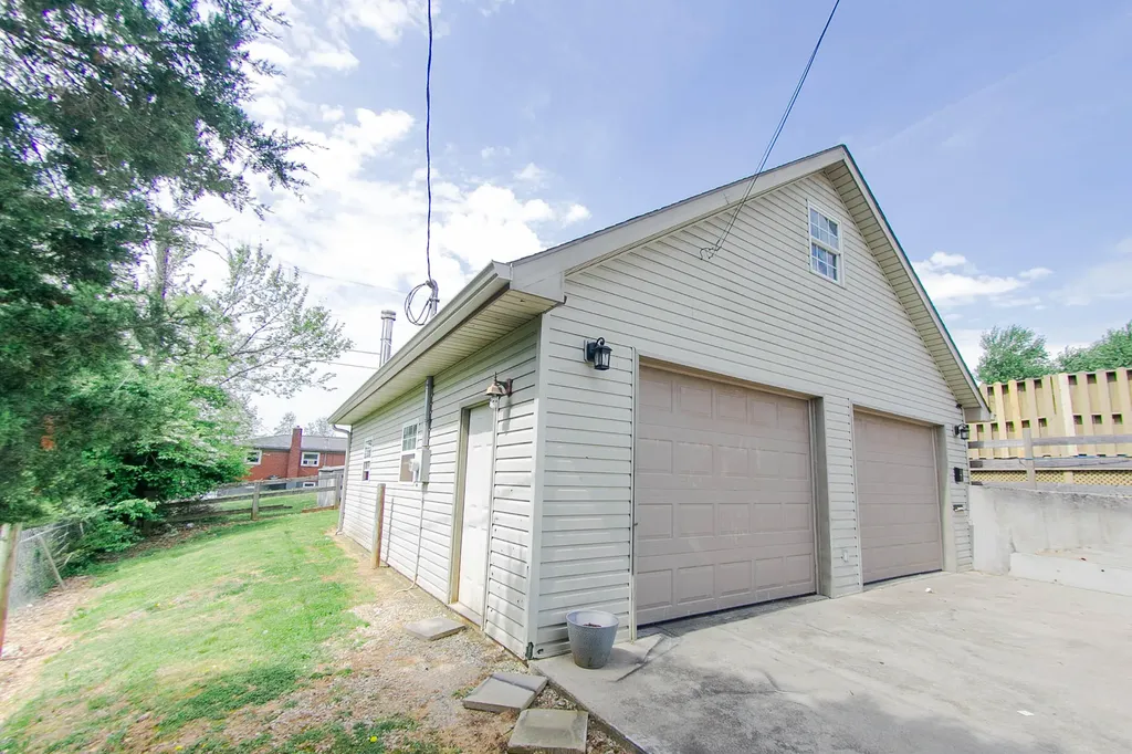 109 Rolling Hills Drive Somerset KY 42503