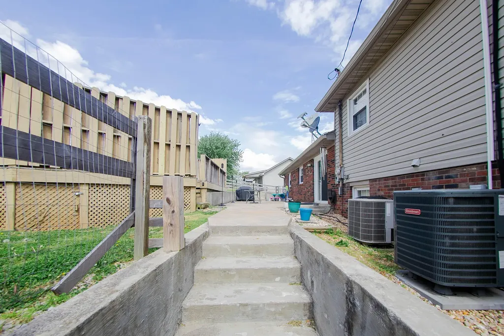 109 Rolling Hills Drive Somerset KY 42503
