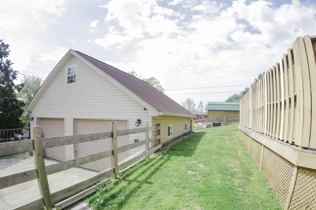 109 Rolling Hills Drive Somerset KY 42503