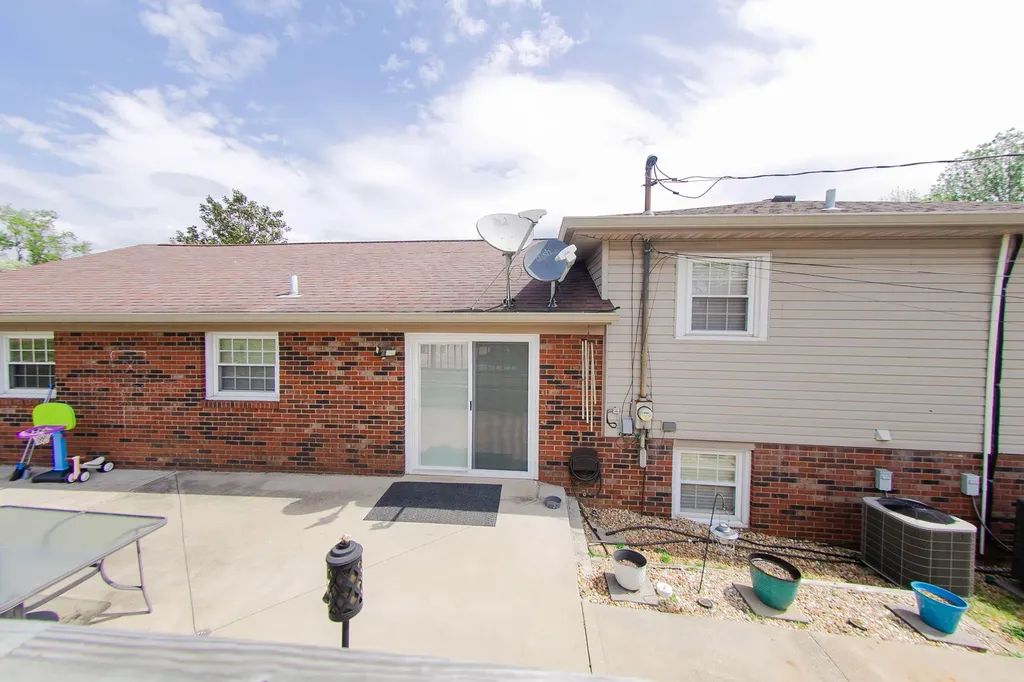 109 Rolling Hills Drive Somerset KY 42503